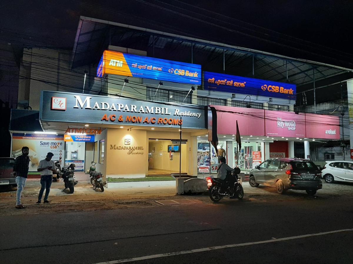 Madaparambil Residency Alwaye 外观 照片